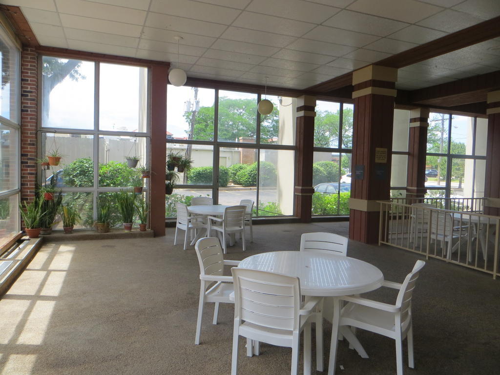 Rodeway Inn Skokie Dış mekan fotoğraf