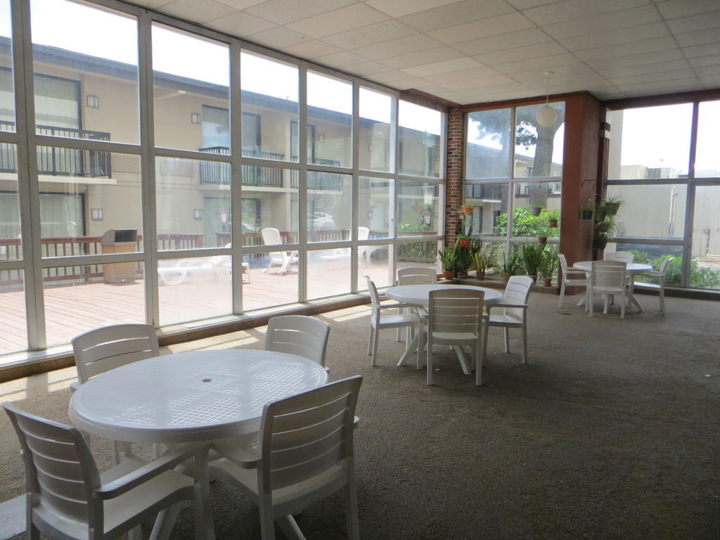 Rodeway Inn Skokie Dış mekan fotoğraf